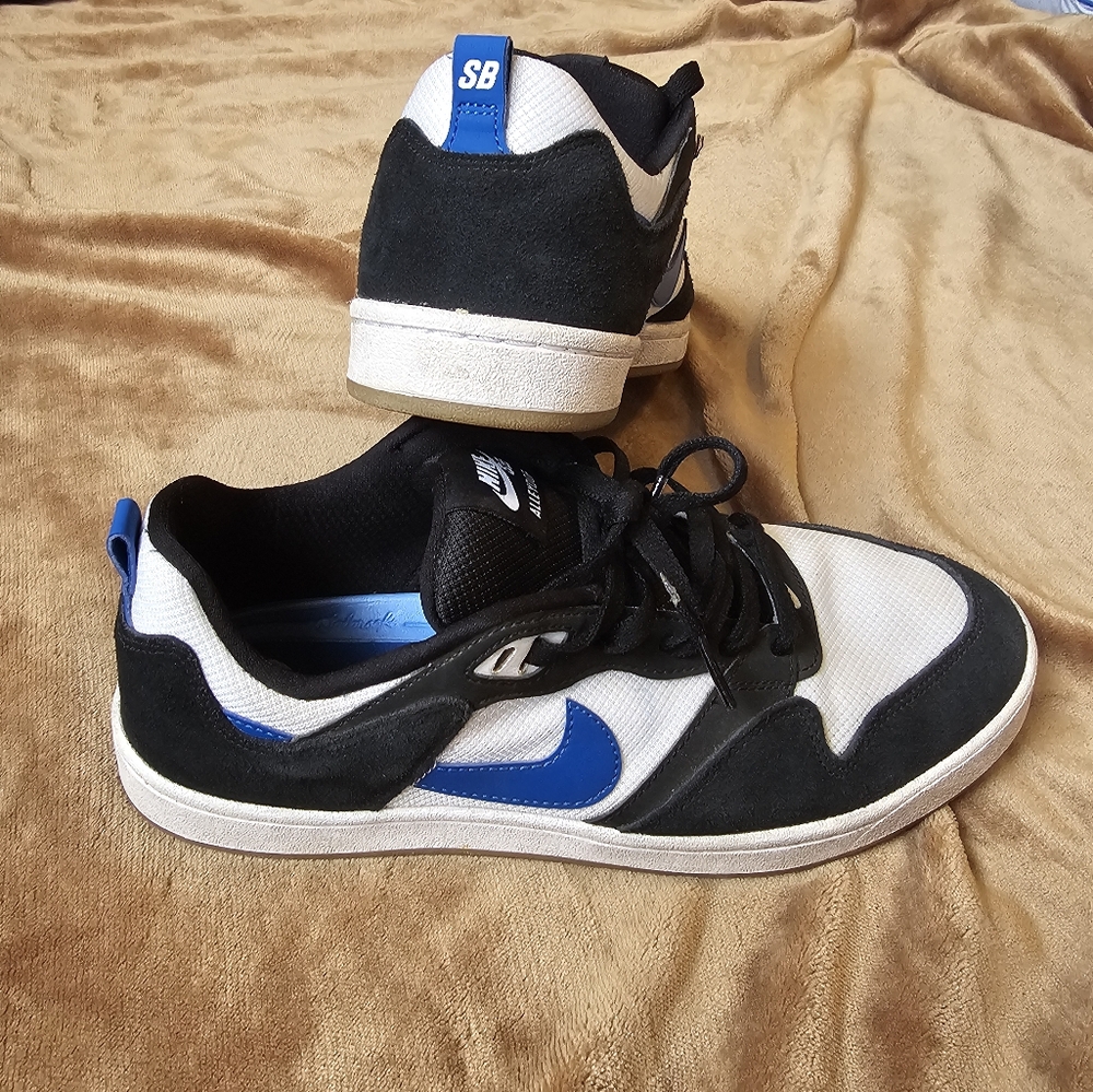 Men's Nike SB Alleyoop sneakers